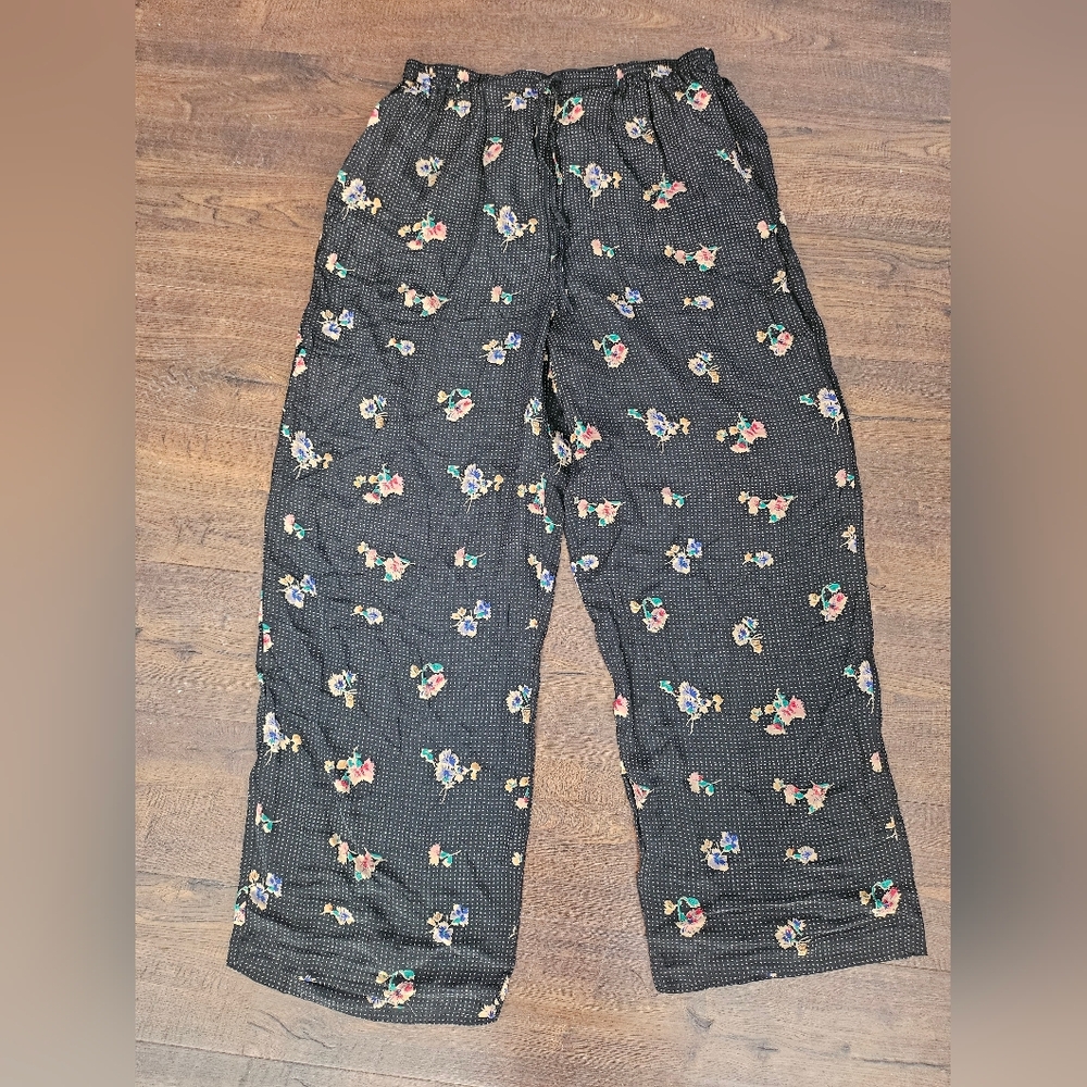 Stunt Collections black floral 100% silk pants Size L #loungewear #silk